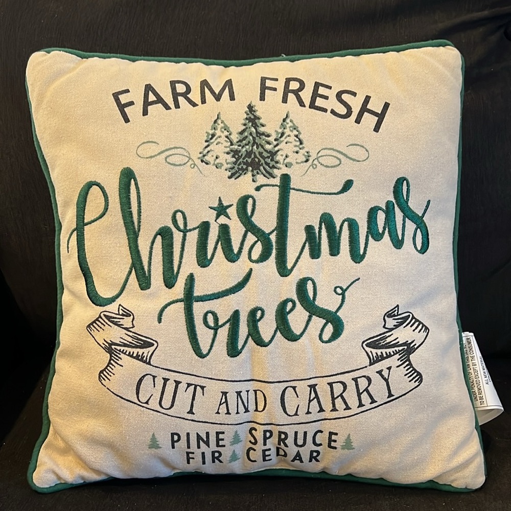 CHRISTMAS LINEN SQUARE PILLOW WITH GREEN EMBROIDERY AND DETAILS